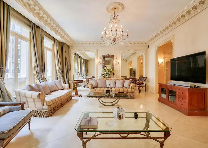 Royal Montaigne